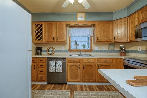 422 Mars Rd, Mars, PA 16046 photo 9