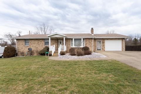 22 Hogsett Ln, Uniontown, PA 15401