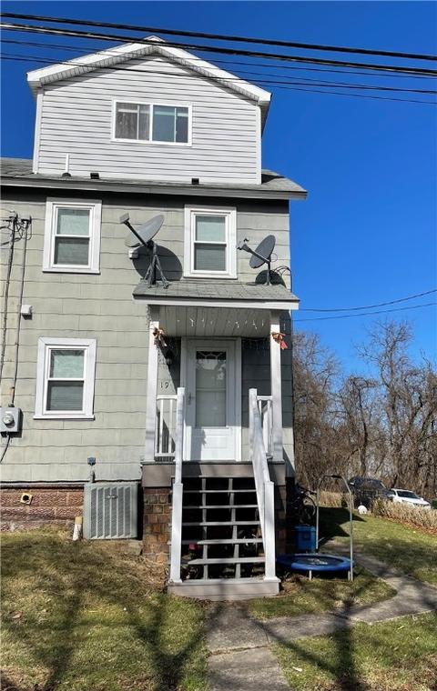 19 Madison St, Cokeburg, PA 15324