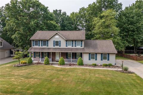 3628 Timber Ln, Hermitage, PA 16148