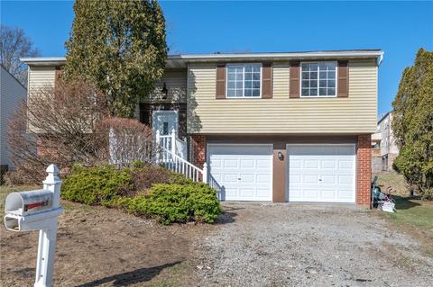 181 Jade Dr, Verona, PA 15147