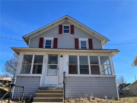 702 Manor St, Marion Center, PA 15759