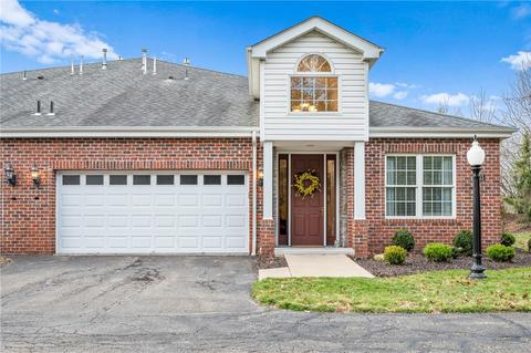 1103 Union Ct, Valencia, PA 16059