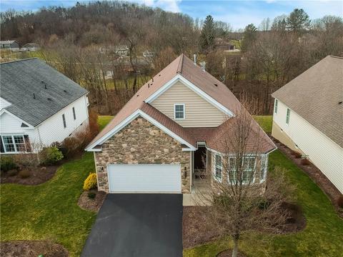 243 Patriot Ln, Economy, PA 15042