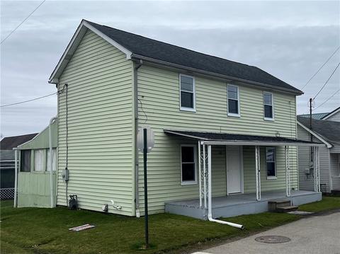 700 Neale Ave, Ford Cliff, PA 16228