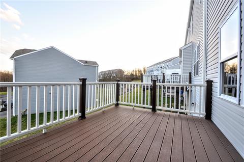 133 Lockheed Dr, Coraopolis, PA 15108 photo 25