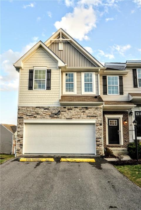 133 Lockheed Dr, Coraopolis, PA 15108 photo 1