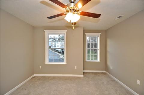 133 Lockheed Dr, Coraopolis, PA 15108 photo 13