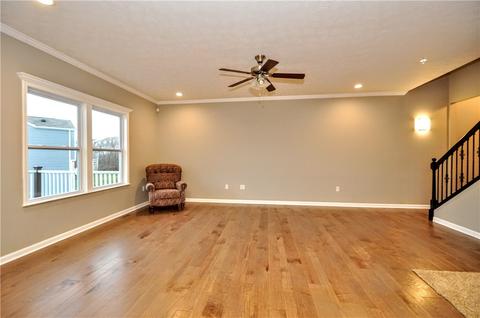 133 Lockheed Dr, Coraopolis, PA 15108 photo 10