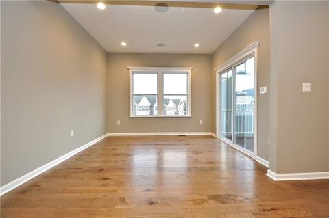 133 Lockheed Dr, Coraopolis, PA 15108 photo 9