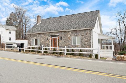401 Gill Hall Rd, Jefferson Hills, PA 15025