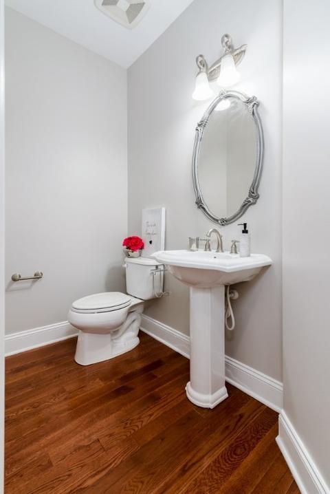 4830 Stonebridge Dr, Hampton, PA 15044 photo 9