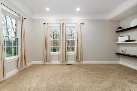 4830 Stonebridge Dr, Hampton, PA 15044 photo 10