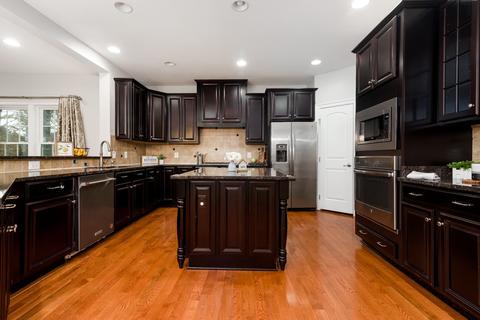 4830 Stonebridge Dr, Hampton, PA 15044 photo 7