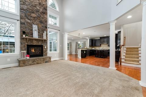 4830 Stonebridge Dr, Hampton, PA 15044 photo 4