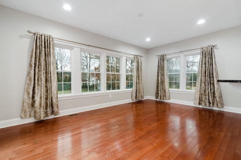4830 Stonebridge Dr, Hampton, PA 15044 photo 5