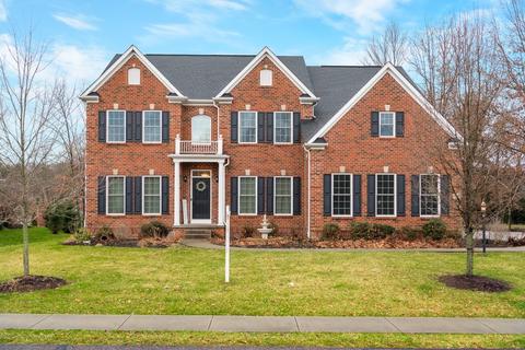 4830 Stonebridge Dr, Hampton, PA 15044 photo 1