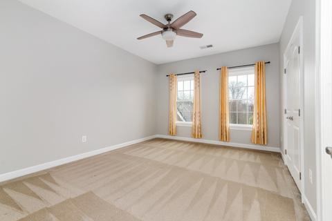 4830 Stonebridge Dr, Hampton, PA 15044 photo 20