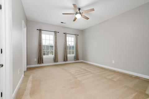 4830 Stonebridge Dr, Hampton, PA 15044 photo 18