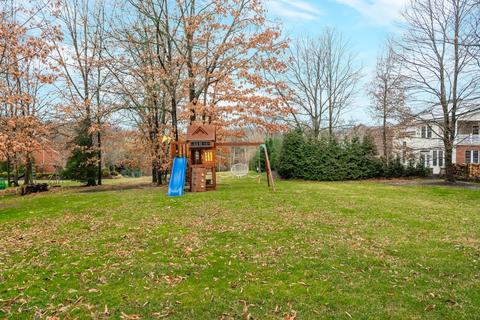 4830 Stonebridge Dr, Hampton, PA 15044 photo 24