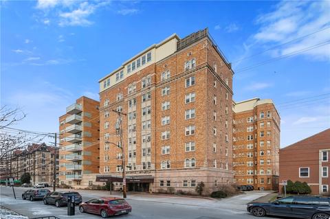 144 N Dithridge St #602, Oakland, PA 15213