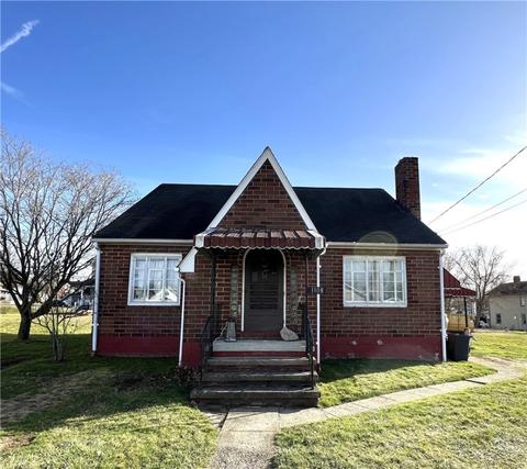 1108 11th St, West Pittsburg, PA 16160