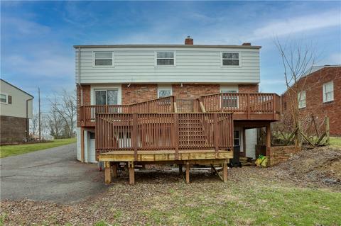 140 Dover Dr, Coraopolis, PA 15108 photo 23