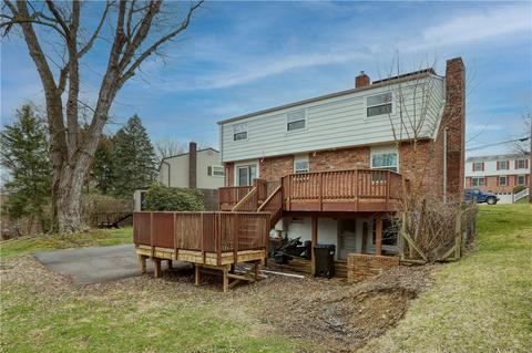 140 Dover Dr, Coraopolis, PA 15108 photo 24