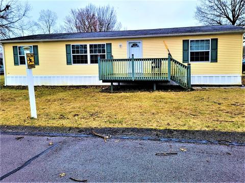 160 Treesdale Dr, Cranberry Township, PA 16066