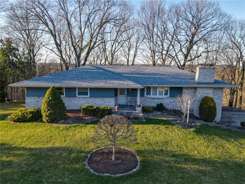 2900 Walters Ct, Murrysville, PA 15668