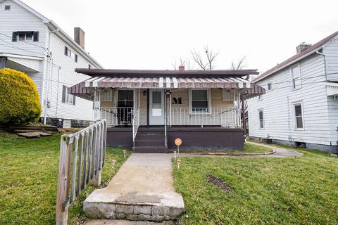 832 Harrison St, New Castle, PA 16101
