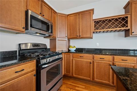 546 E Vanderbilt Dr, Mars, PA 16046 photo 6