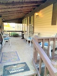 9 Oak Ln, Eighty Four, PA 15330 photo 4