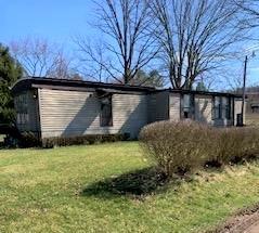 9 Oak Ln, Eighty Four, PA 15330 photo 3