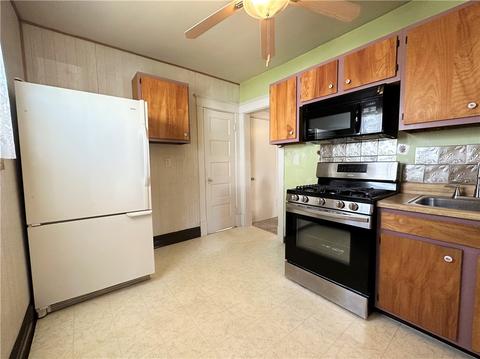 322 Silver Maple Ave, Smith, PA 15054 photo 7