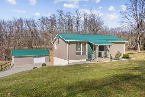 240 Sunset Dr, Beaver Falls, PA 15010