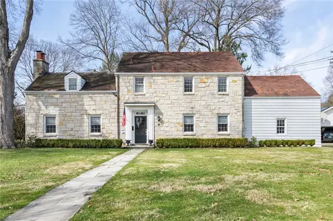 315 Church Ln, Sewickley, PA 15143