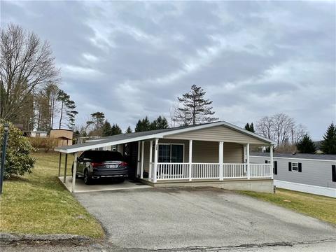 245 Kingston Ln, Indiana, PA 15701