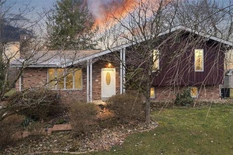 4136 Lee Manor Dr, Hampton, PA 15101