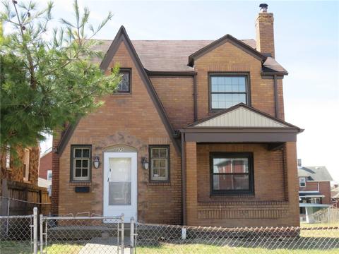 879 Miller Ave, Clairton, PA 15025