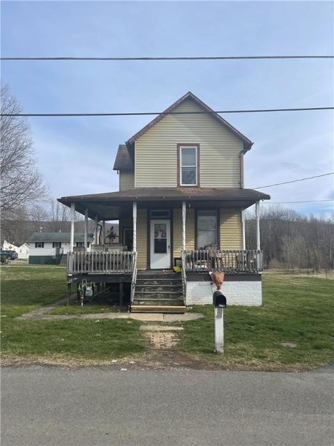 23 Kanawha Ave, Fairchance, PA 15436