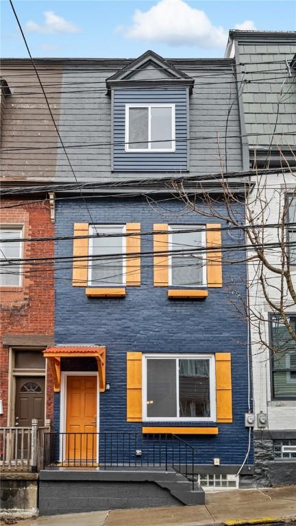 319 37th St, Pittsburgh, PA 15201