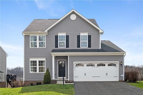 2052 Blackberry Ln, Valencia, PA 16059