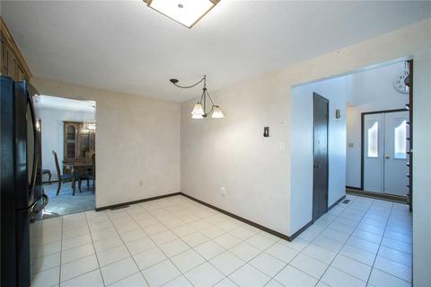 404 Jackson Dr, Apollo, PA 15613 photo 5