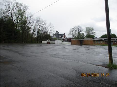 1000 Logan St, New Castle, PA 16105