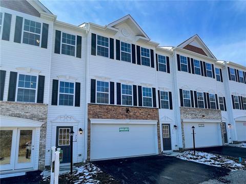 715 Ravenshire Ct, Coraopolis, PA 15108