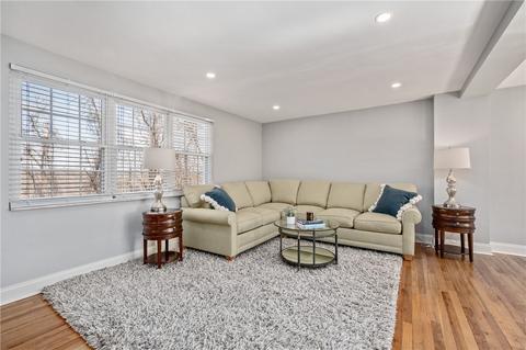 345 Roosevelt Rd, Pittsburgh, PA 15237 photo 5