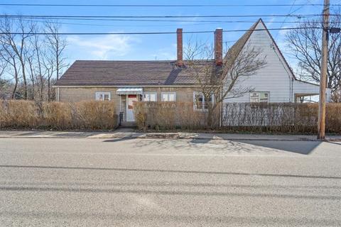 825 Boggs Ave, Mount Washington, PA 15211