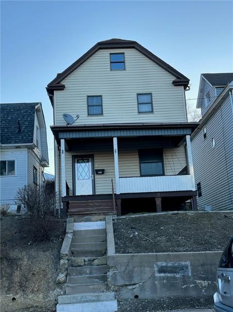 1242 Taylor Ave, New Kensington, PA 15068
