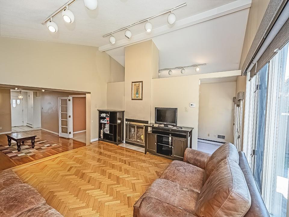  226 Anita Ave, Squirrel Hill, PA 15217 photo 8